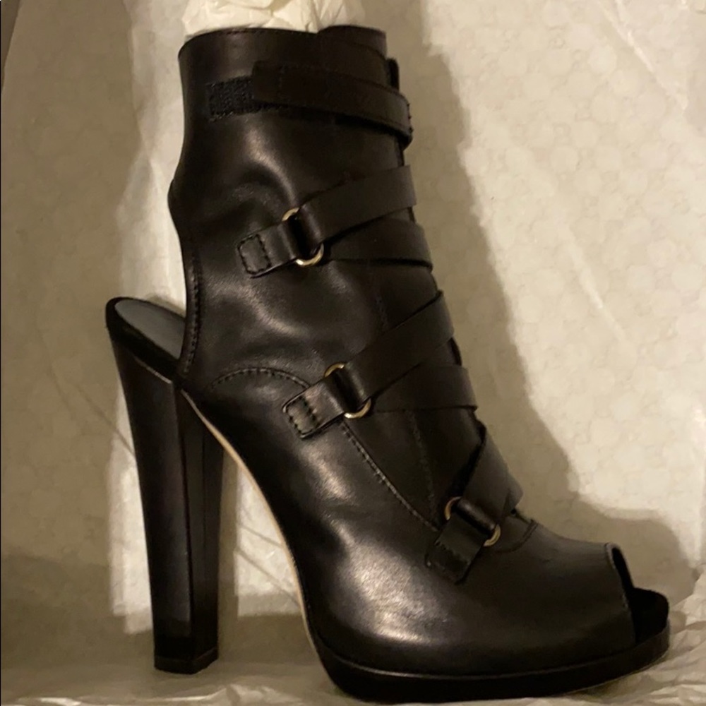 Stunning Gucci Devon Peep Toe Ankle Bootie.